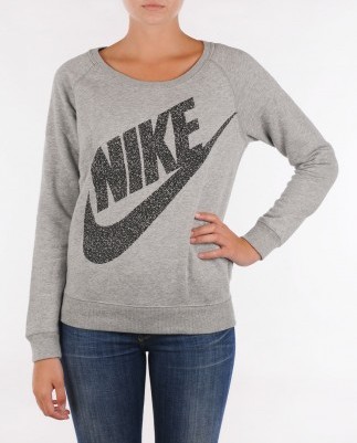 Nike Rally Crew-Mezzo Logo Nike Rally Crew-Mezzo Logo