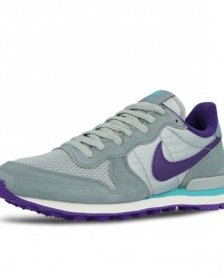 Nike WMNS Internationalist
