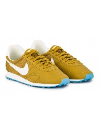 Кроссовки Wmns Nike Pre Montreal Racer Vintage