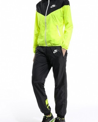 Костюм NIKE WINDRUNNER