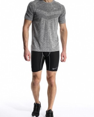 Мужские спортивные шорты Nike