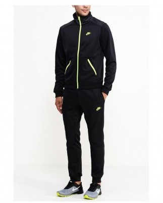 Спортивный костюм мужской Nike