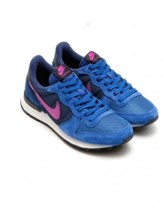 Сникерсы Nike wmns Internationalist