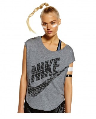 Спортивная футболка женская Nike