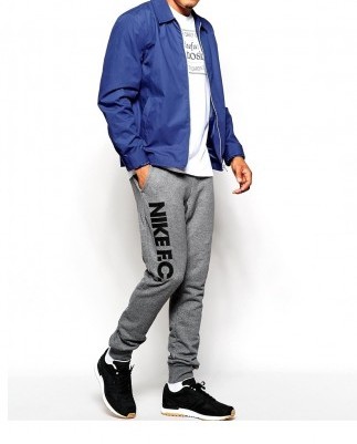 Брюки Nike FC Tapered Joggers Брюки Nike FC Tapered Joggers