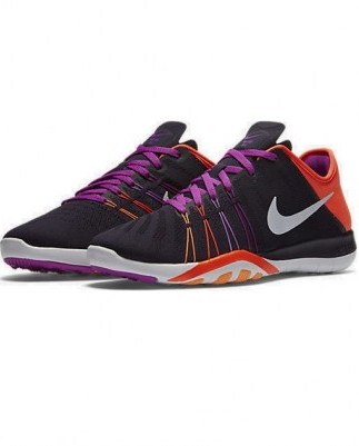 Кроссовки Womens Nike Free TR 6
