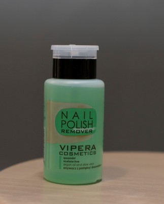 Средство для снятия лака «NAIL POLISH REMOVER»