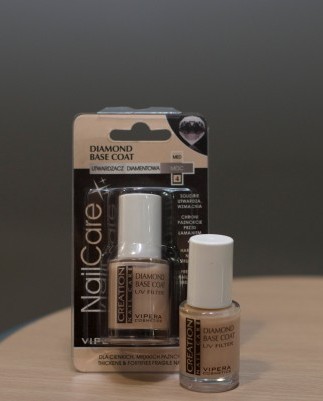 Бальзам для ногтей «DIAMOND BASE COAT»